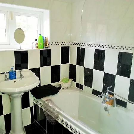 Bed and Breakfast The Dell Dublin