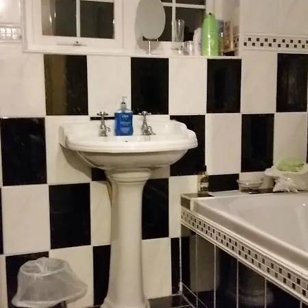 The Dell Dublin Bed and Breakfast 4*